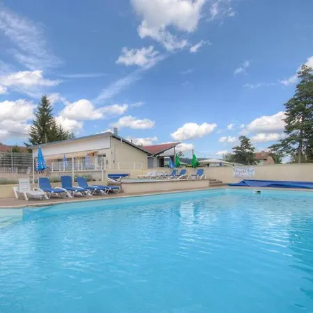 Mobil-home 6 Personnes Avec Terrasse A La Chapelle-devant-bruyeres - Api-1-52-1002 Bruyeres