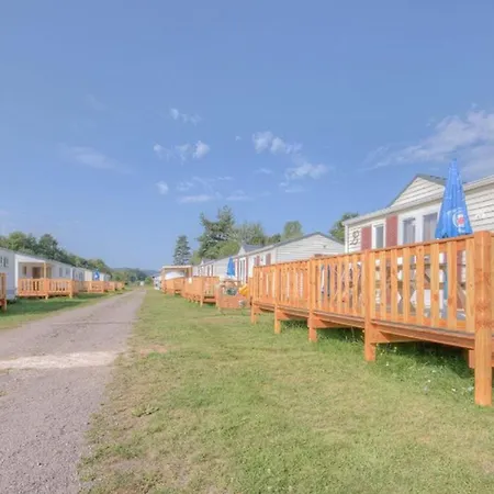 Mobil-home 6 Personnes Avec Terrasse A La Chapelle-devant-bruyeres - Api-1-52-1002 Kemp *