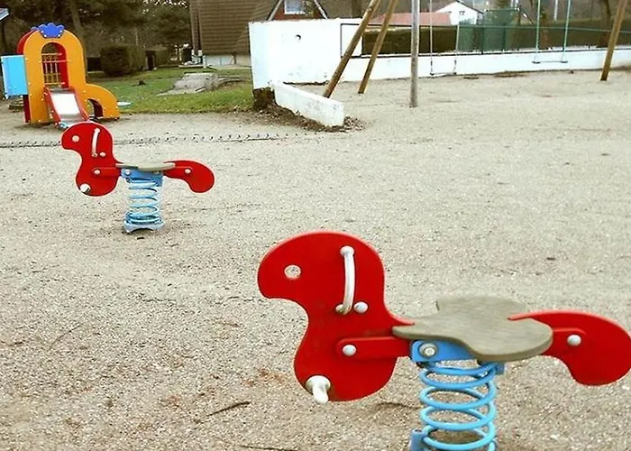 Kemp Mobil-home 6 Personnes Avec Terrasse A La Chapelle-devant-bruyeres - Api-1-52-1002 Bruyeres